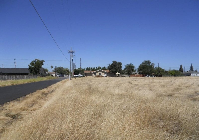 7825 Robinette Road