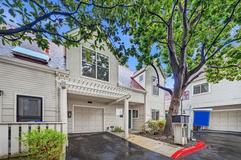 Photo of 417 Saint Emilion Court, Mountain View, CA 94043 (MLS # ML82032467)