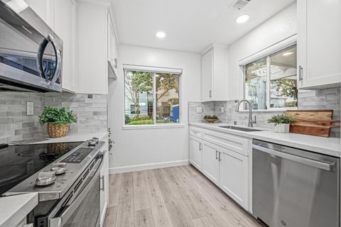 Tiny photo for 417 Saint Emilion Court, Mountain View, CA 94043 (MLS # ML82032467)