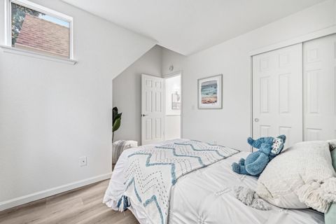 Tiny photo for 417 Saint Emilion Court, Mountain View, CA 94043 (MLS # ML82032467)