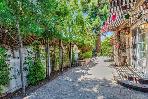 Tiny photo for 100 Danbury Lane, REDWOOD CITY, CA 94061 (MLS # ML82027455)