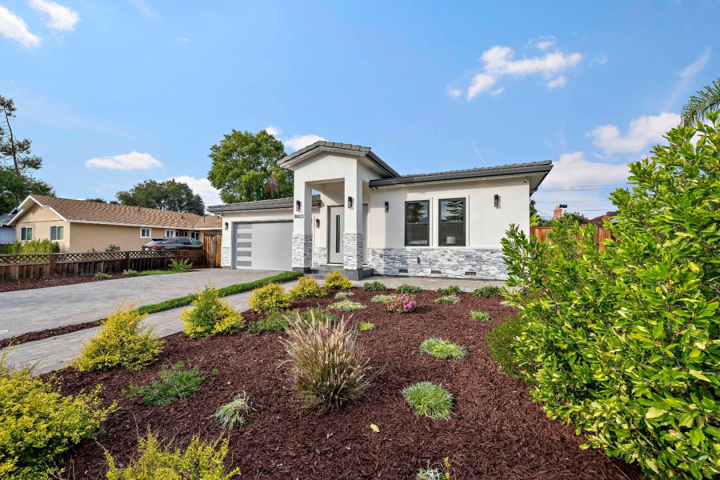 18823 Casa Blanca Lane