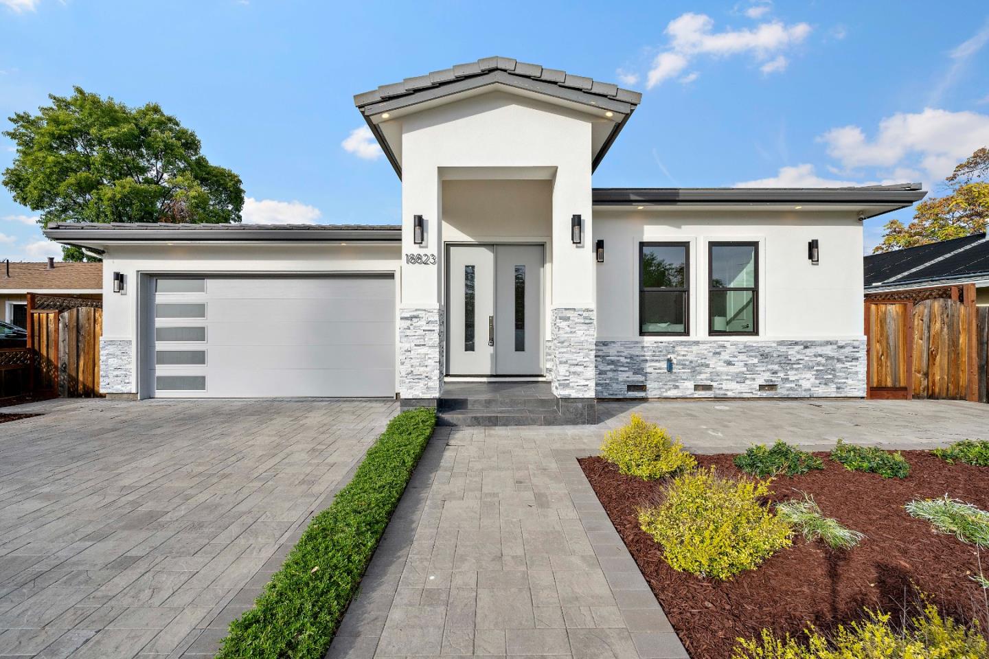 18823 Casa Blanca Lane