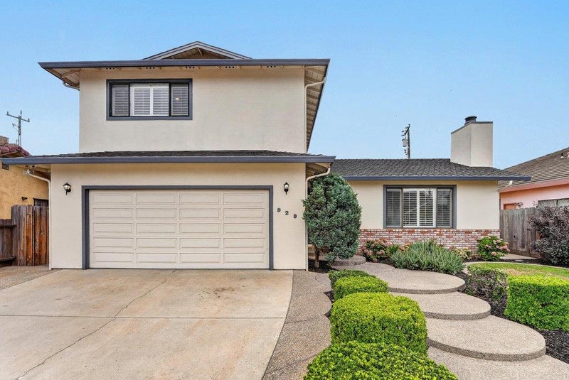 929 Lake Village Drive