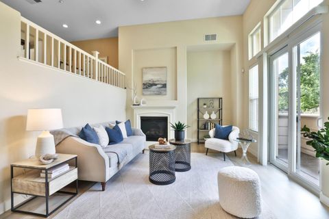 Photo of 4010 Fitzpatrick Way, Santa Clara, CA 95054 (MLS # ML82044288)