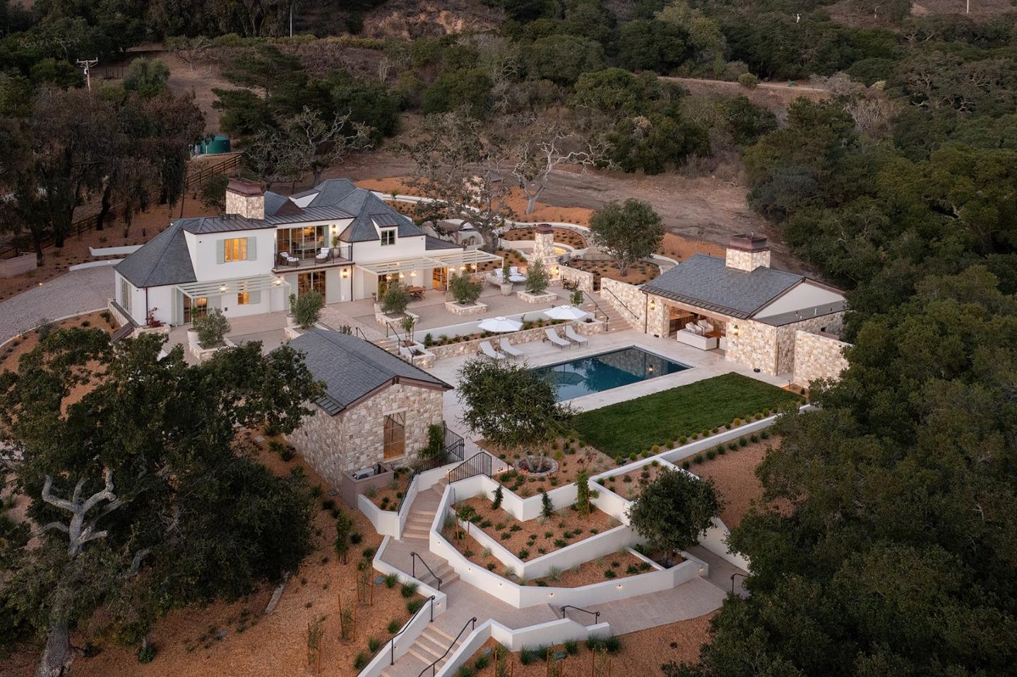 10 Encina Drive