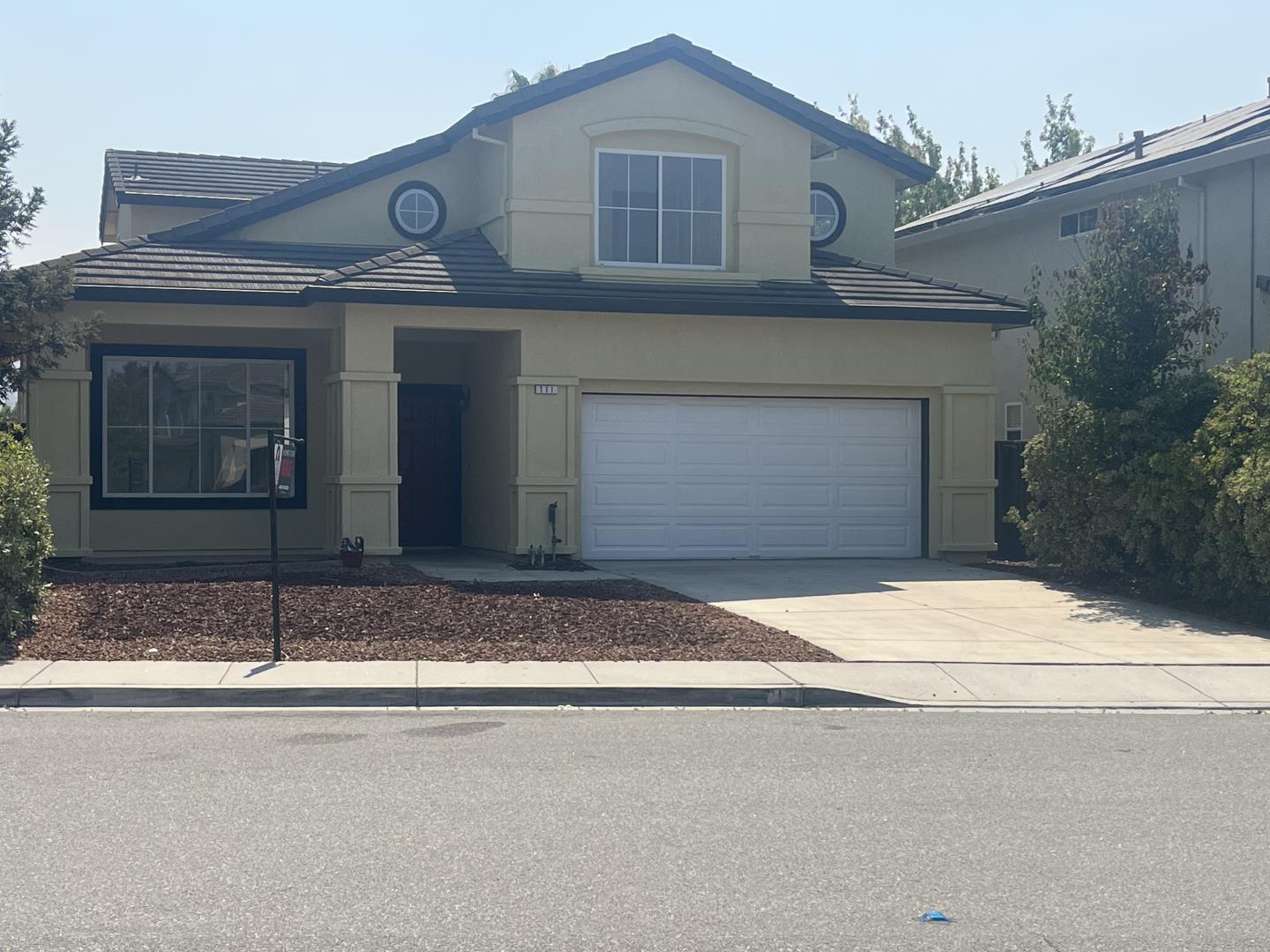 711 Hillock Drive