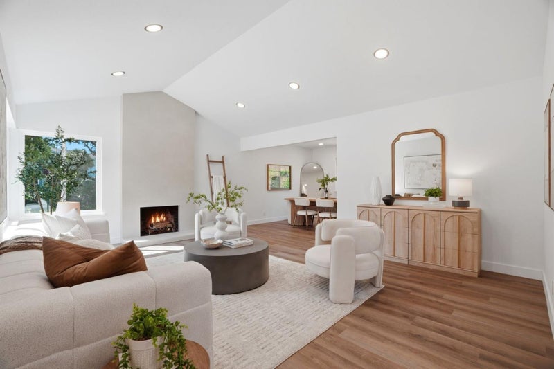 93 Ridgeview Avenue