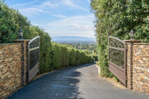 11230 Chula Vista Avenue, San Jose, CA 95127 - #: ML82056381