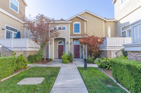 Photo of 2789 Lavender Terrace, SAN JOSE, CA 95111 (MLS # ML82027879)
