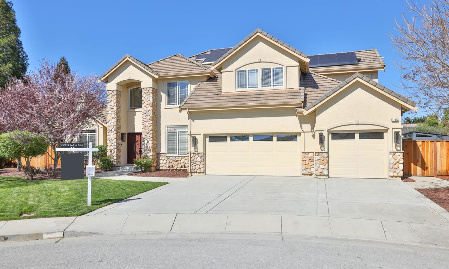 17017 Heatherwood Way