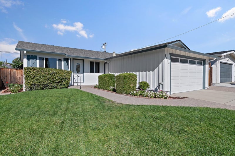 3283 Mount Logan Drive