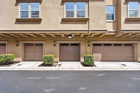 Tiny photo for 1340 Civic Center Drive #4, SANTA CLARA, CA 95050 (MLS # ML82044100)