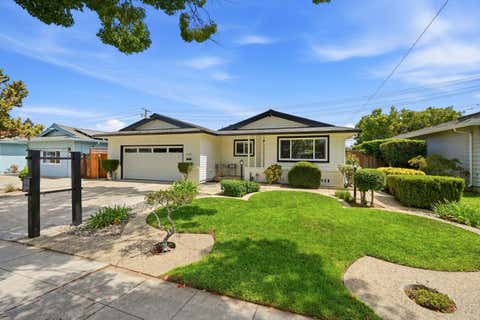 Photo of 5544 Dwight Avenue, San Jose, CA 95118 (MLS # ML82054189)