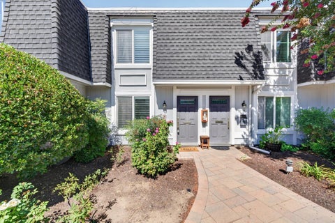 Photo of 120 Oak Rim Way #5, LOS GATOS, CA 95032 (MLS # ML82059207)