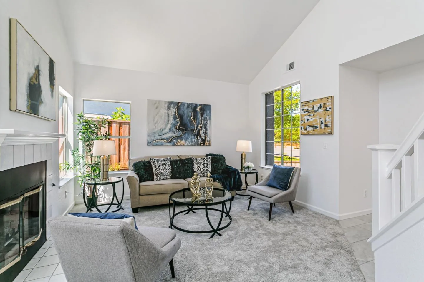 Gilroy, California 95020, United States, 4 Bedrooms Bedrooms, ,3 BathroomsBathrooms,Residential,Active,173115