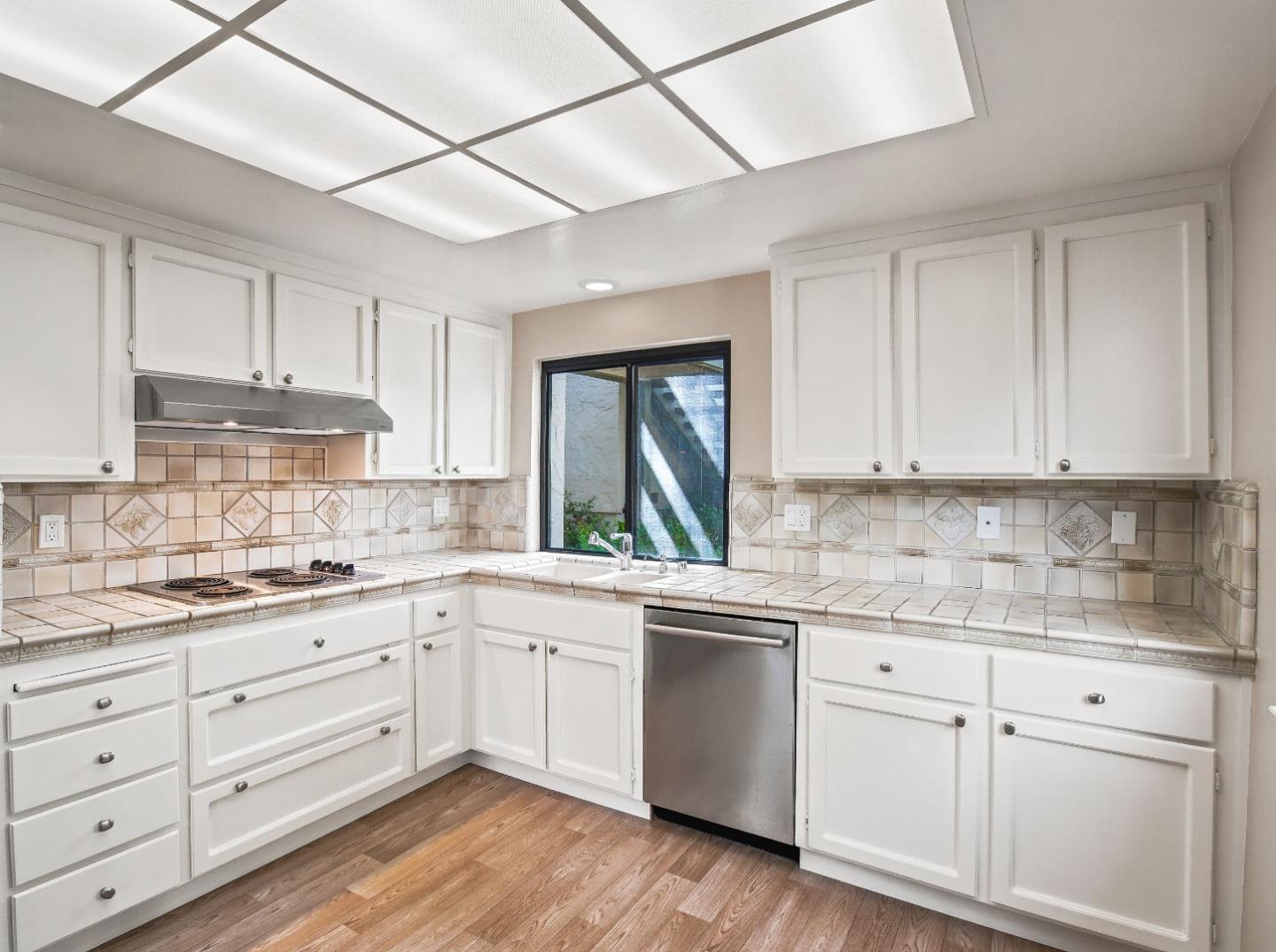 8493 Grenache Court