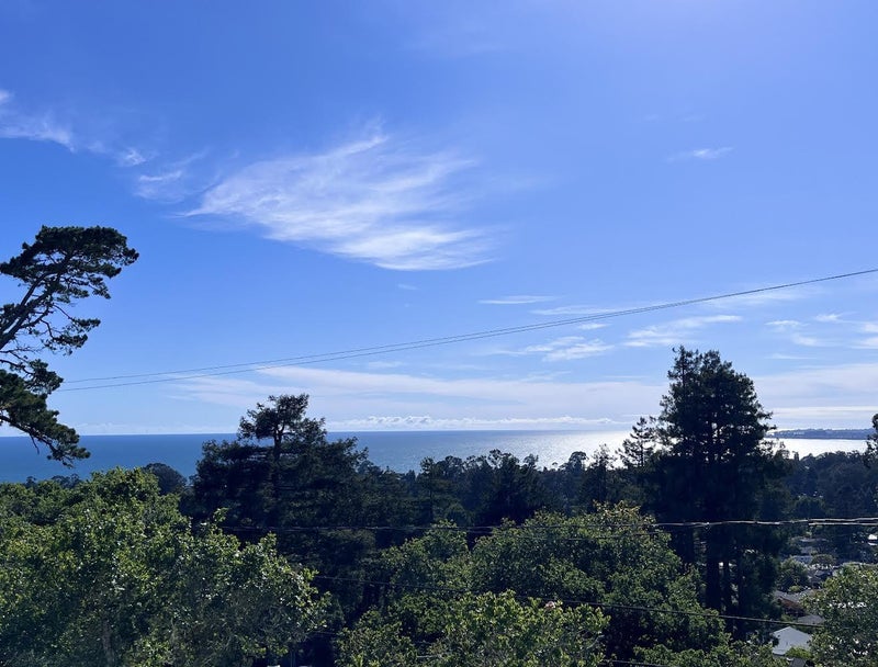 555 Vista Del Mar Drive
