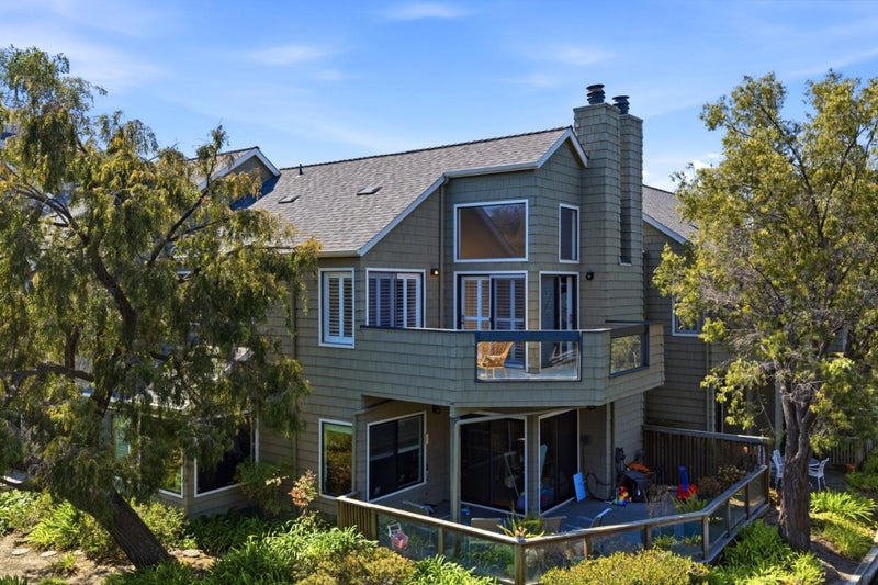1217 Shoreline Drive