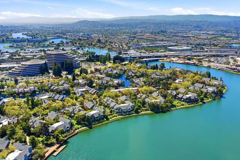 1217 Shoreline Drive