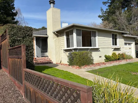 1720 Francis Court, Belmont, CA 94002 - #: ML82032447