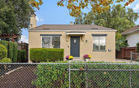 Photo of 320 N 11th Street, SAN JOSE, CA 95112 (MLS # ML82027923)