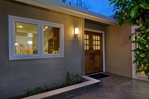 Photo of 1135 Holly Oak Circle, SAN JOSE, CA 95120 (MLS # ML82030782)