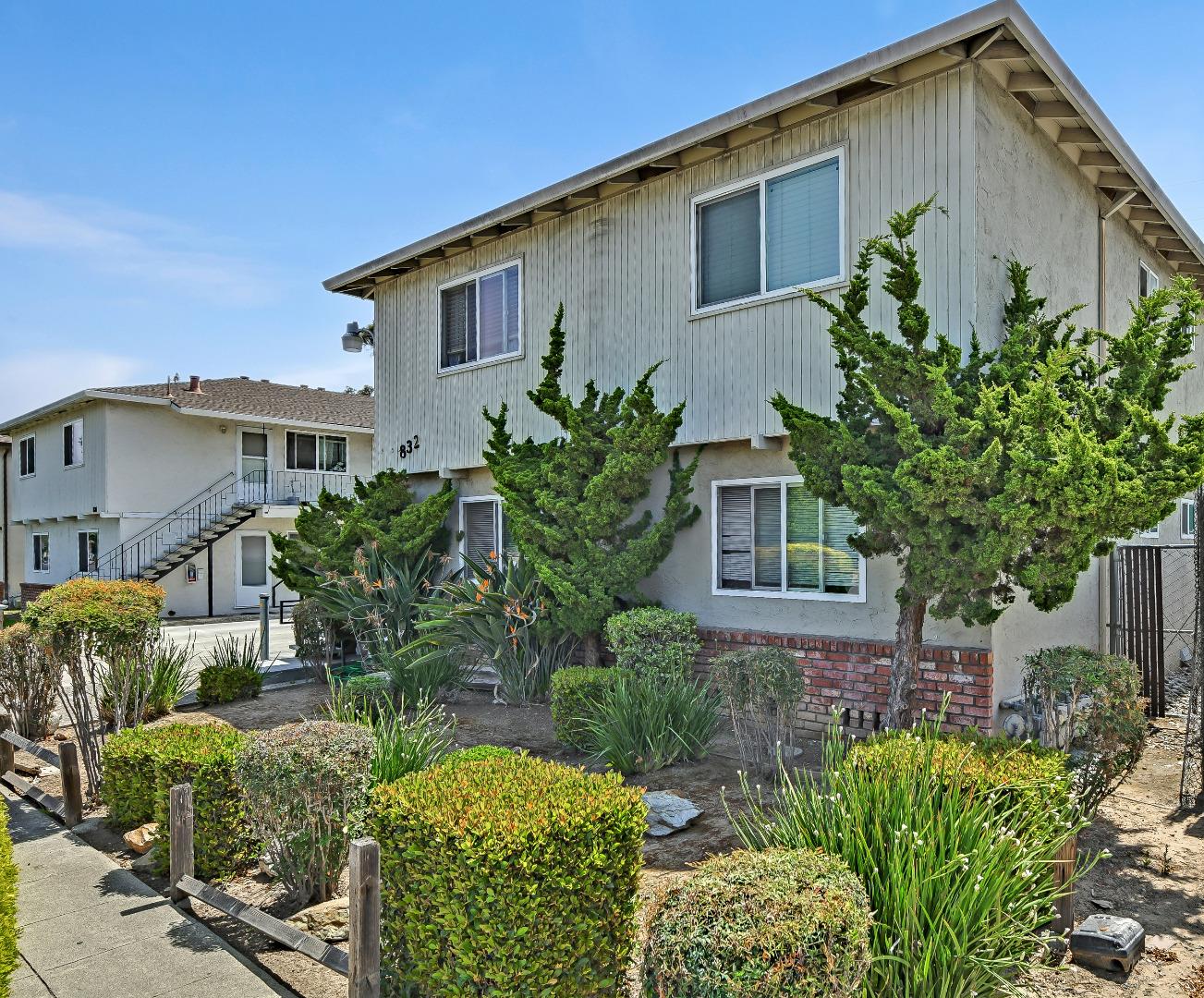 832 Deland Avenue