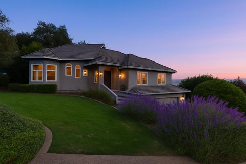 Photo of 1055 W Dunne Avenue, Morgan Hill, CA 95037 (MLS # ML82024082)