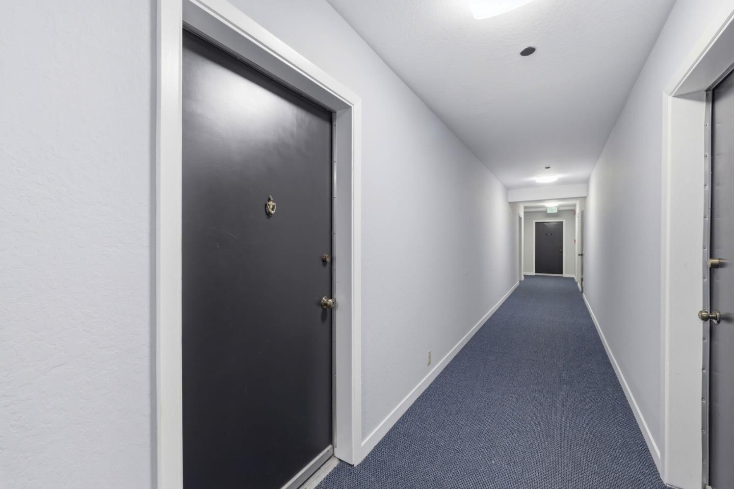 1090 Main Street 201