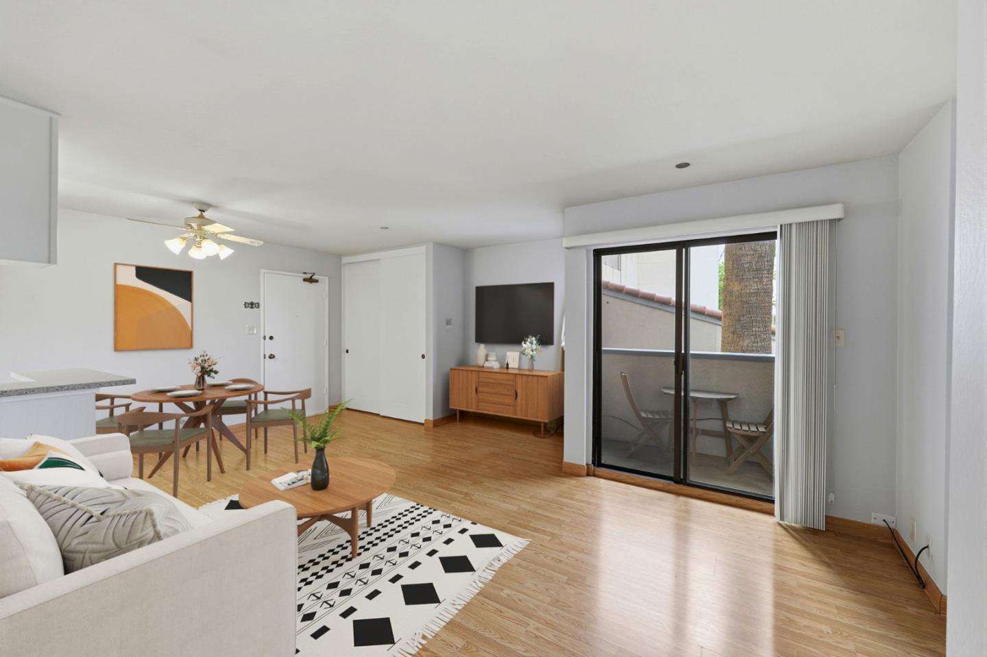 1090 Main Street 201