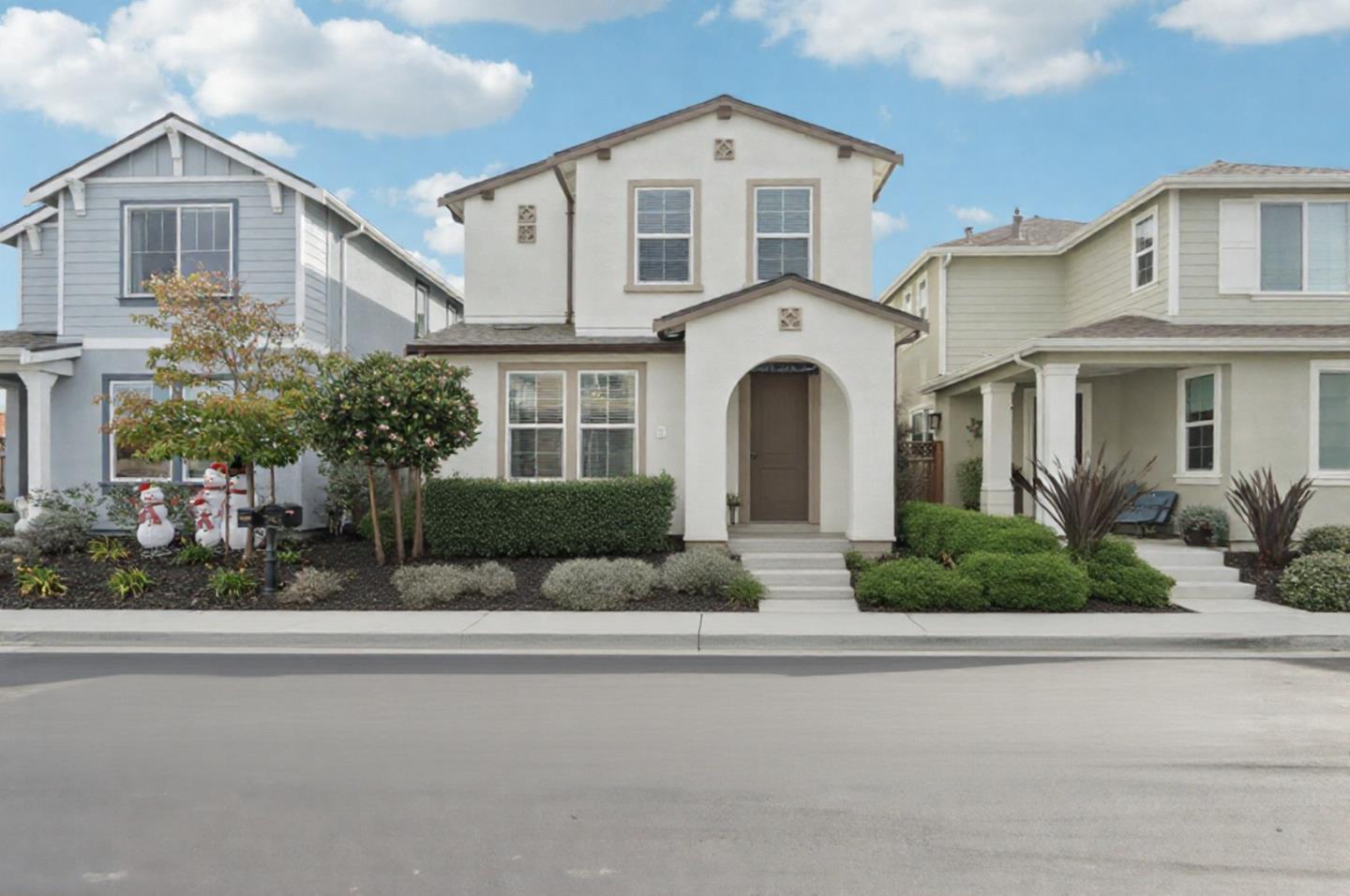 19307 Stonehenge Lane