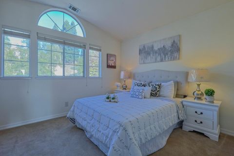 Tiny photo for 424 Coventry Place, DANVILLE, CA 94506 (MLS # ML82034061)