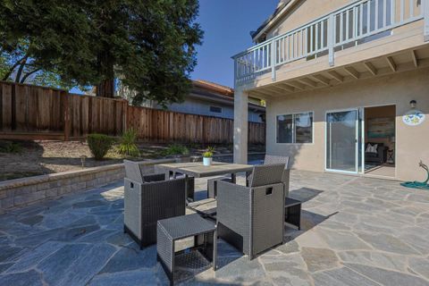 Tiny photo for 424 Coventry Place, DANVILLE, CA 94506 (MLS # ML82034061)