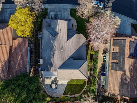 Tiny photo for 424 Coventry Place, DANVILLE, CA 94506 (MLS # ML82034061)