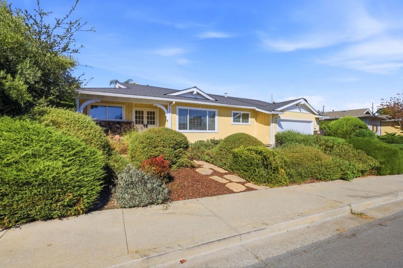 131 Woodcrest Place