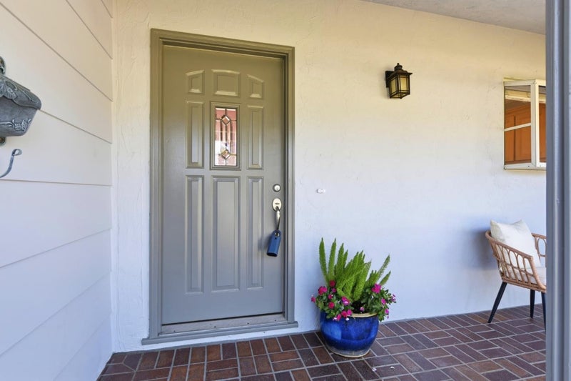 185 Howes Drive