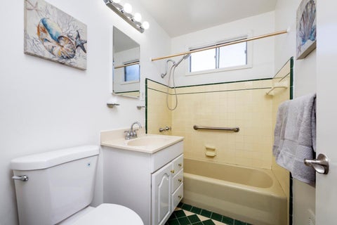 Tiny photo for 1021 Goettingen Street, SAN FRANCISCO, CA 94134 (MLS # ML82062522)