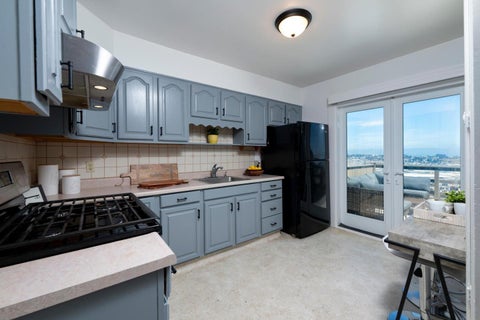 Tiny photo for 1021 Goettingen Street, SAN FRANCISCO, CA 94134 (MLS # ML82062522)