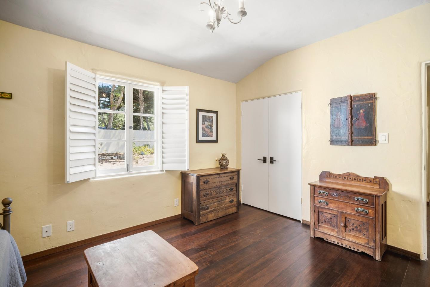 Listing image 51