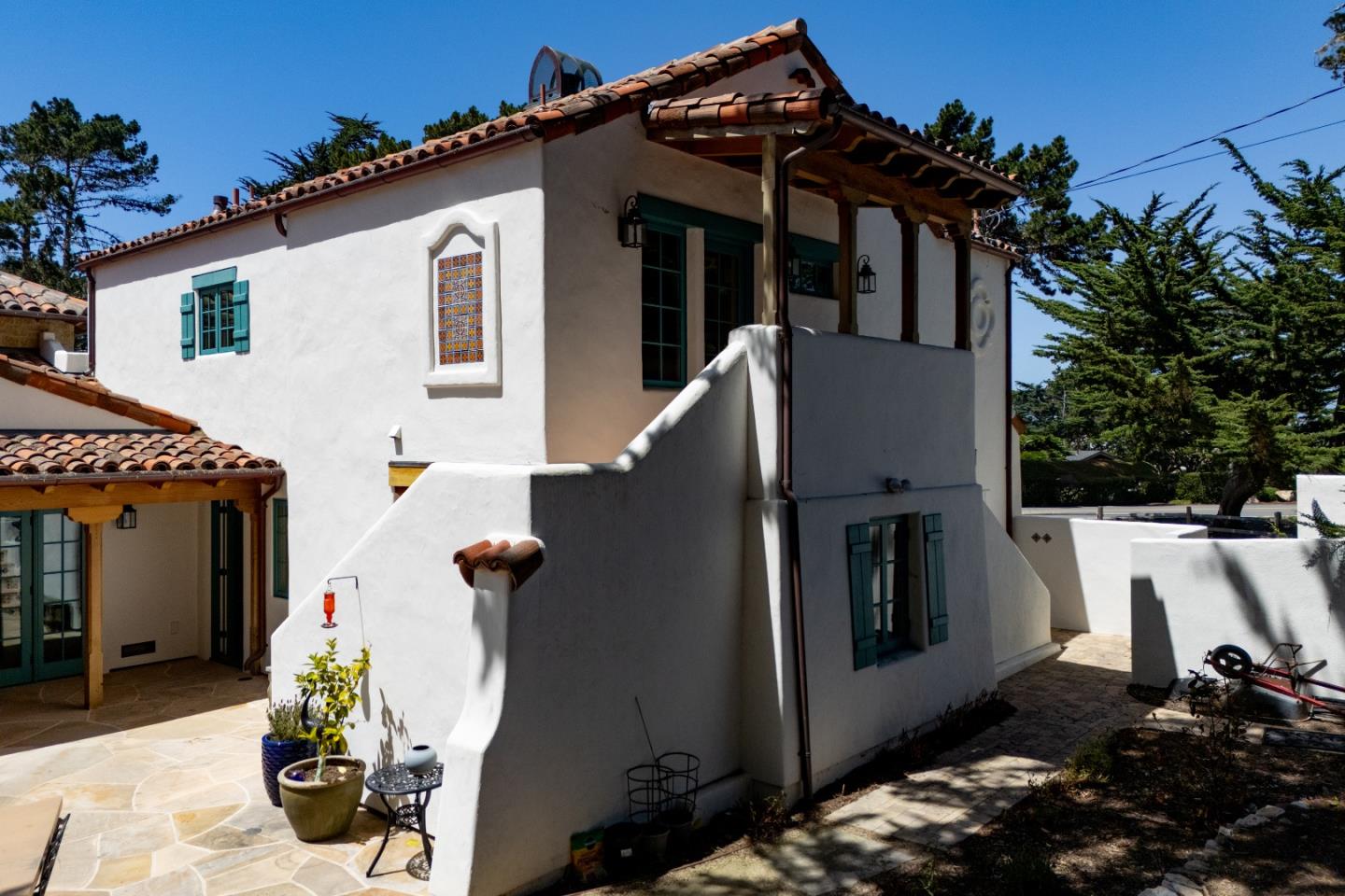 Listing image 64