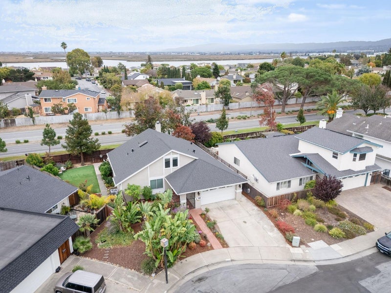 552 Skiff Circle