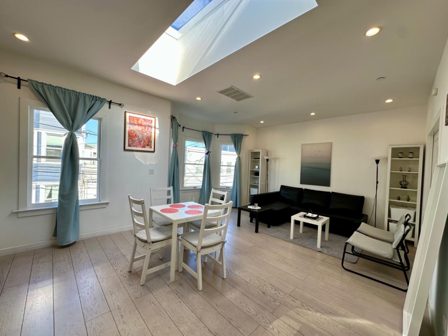 1370 Natoma