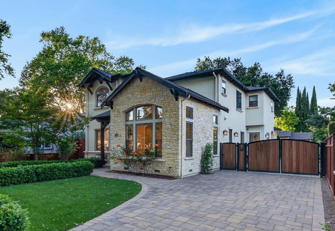 999 Franquette Avenue