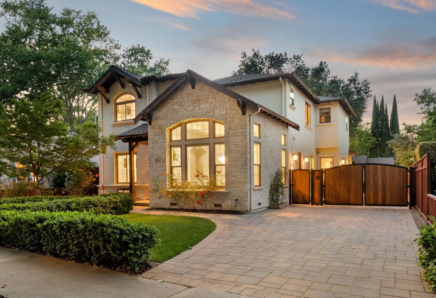 999 Franquette Avenue