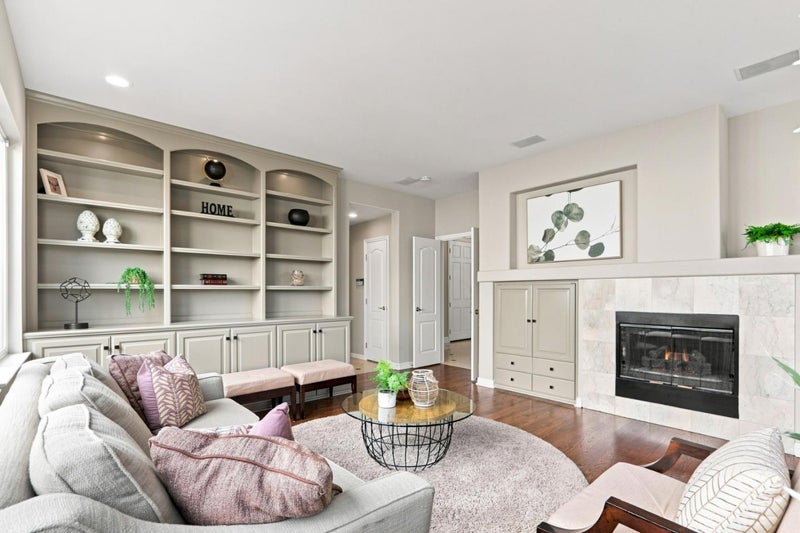 1511 Rosecrest Terrace