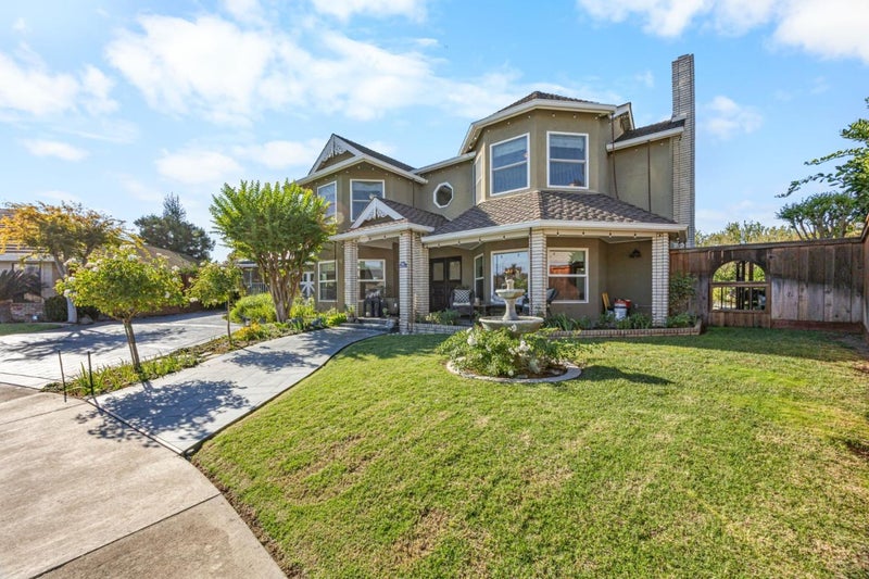 86 Rhiannon Court
