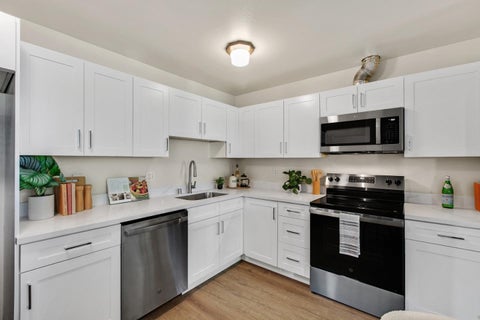 Tiny photo for 1171 Compass Lane #307, FOSTER CITY, CA 94404 (MLS # ML82062732)