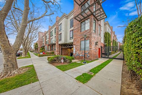 Tiny photo for 1060 S 3rd Street #233, SAN JOSE, CA 95112 (MLS # ML82039748)