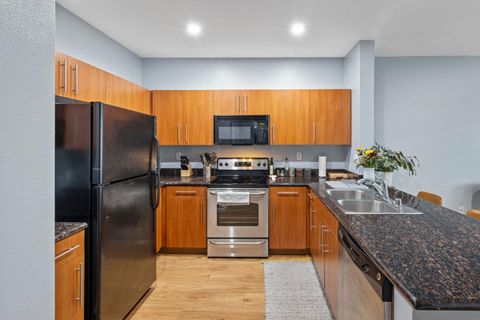 Tiny photo for 1060 S 3rd Street #233, SAN JOSE, CA 95112 (MLS # ML82039748)